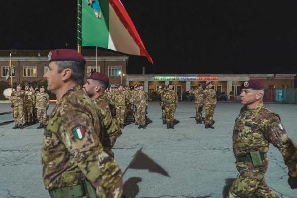 Mission accomplished, the War Flag of the 186th Paratroopers Regiment "Folgore" returned to Italy