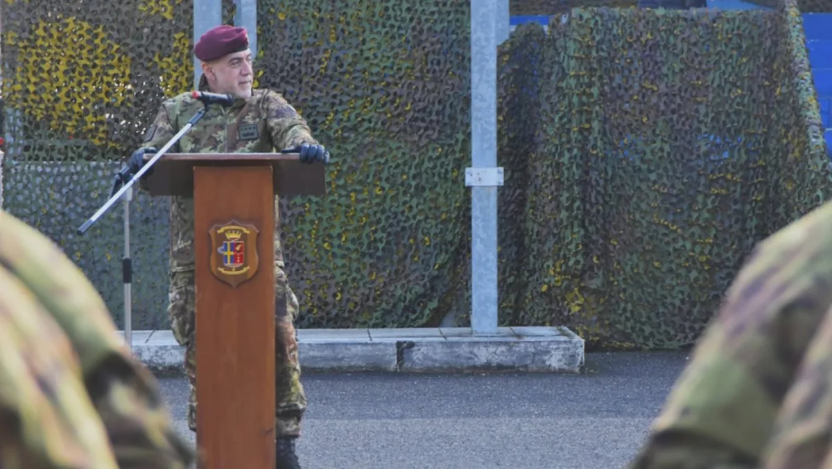 The Chief of SME meets future Corps Non-Commissioned Officers and Volunteers of the 85th RAV - brigatafolgore.net