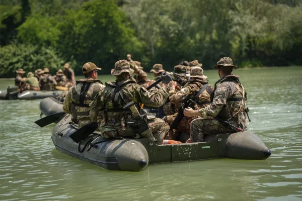 Forza, Tecnica e Comando: Concluso il Corso Pattugliatore Scelto del 205° “Fierezza”