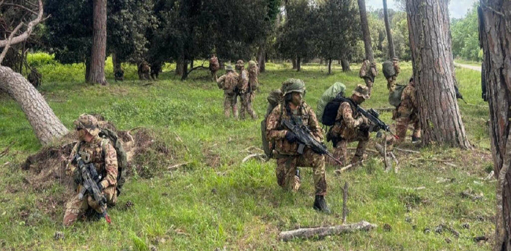 La necessità di istituire un Corso per Esploratori di Fanteria: una proposta strutturale - brigatafolgore.net La necessità di istituire un Corso per Esploratori di Fanteria: una proposta strutturale - brigatafolgore.net