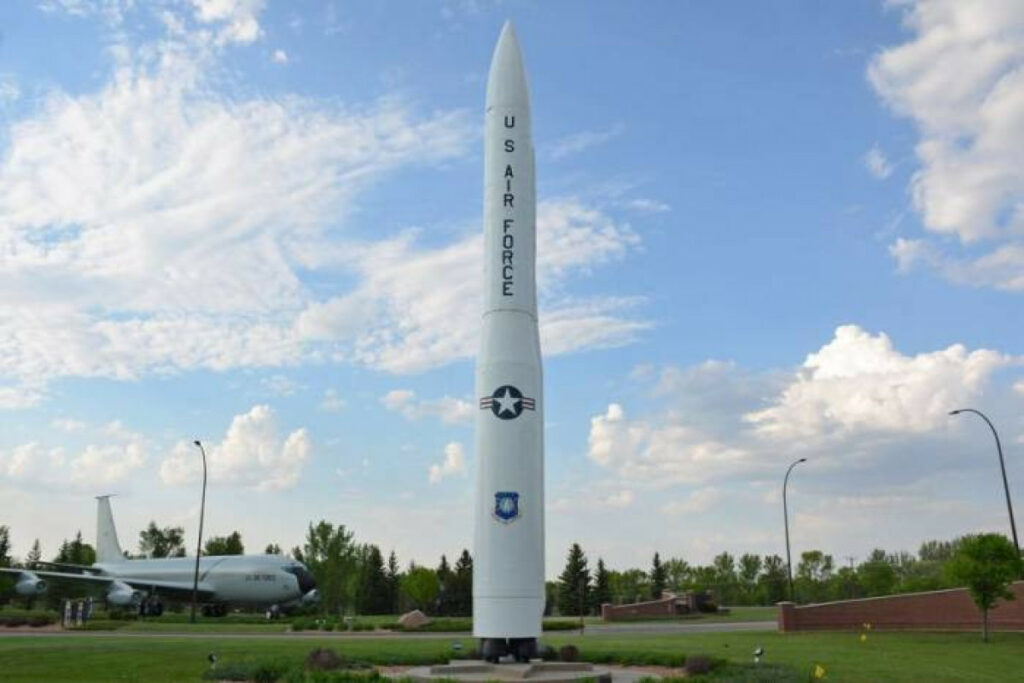 Deterrenza Globale: USA testa missile balistico intercontinentale Minuteman III - VIDEO - brigatafolgore.net USAF testa con successo il Minuteman III: messaggio di deterrenza globale - brigatafolgore.net