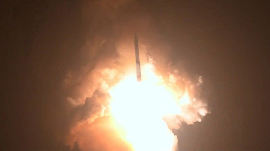 Deterrenza Globale: USA testa missile balistico intercontinentale Minuteman III - VIDEO - brigatafolgore.net USAF testa con successo il Minuteman III: messaggio di deterrenza globale - brigatafolgore.net