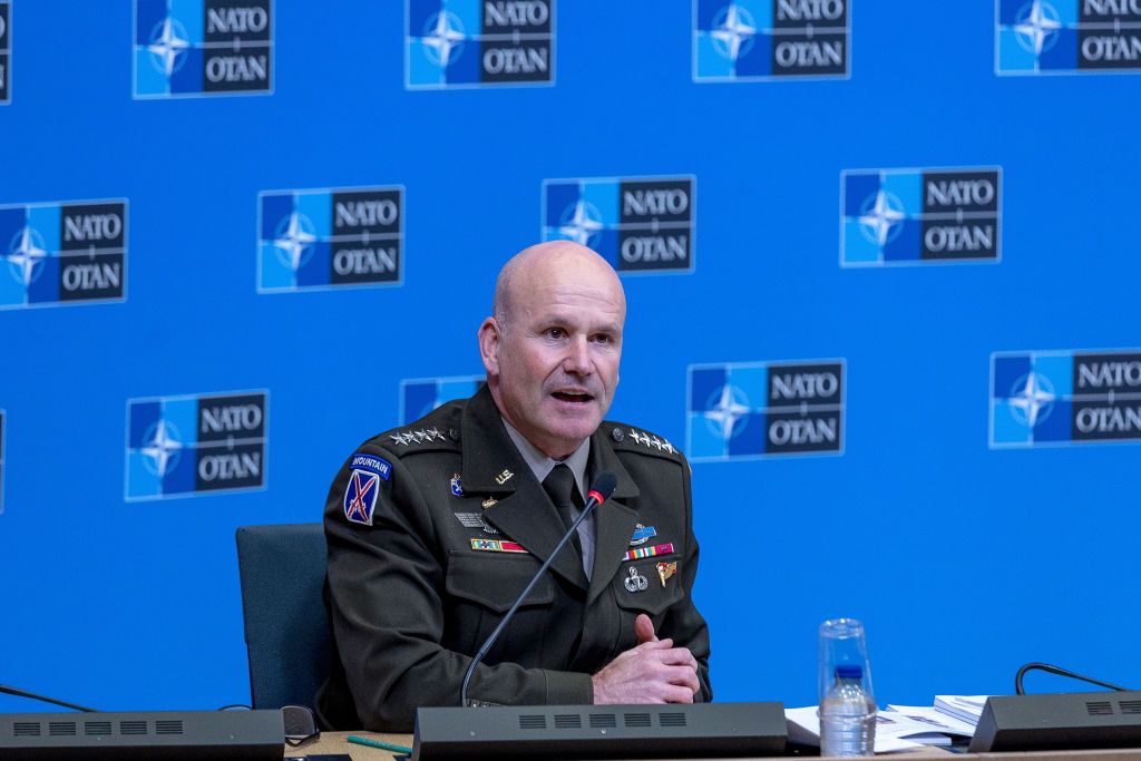 Unità e coesione al centro della Difesa collettiva: si è tenuta la 193ª sessione del Comitato Militare NATO - brigatafolgore.net