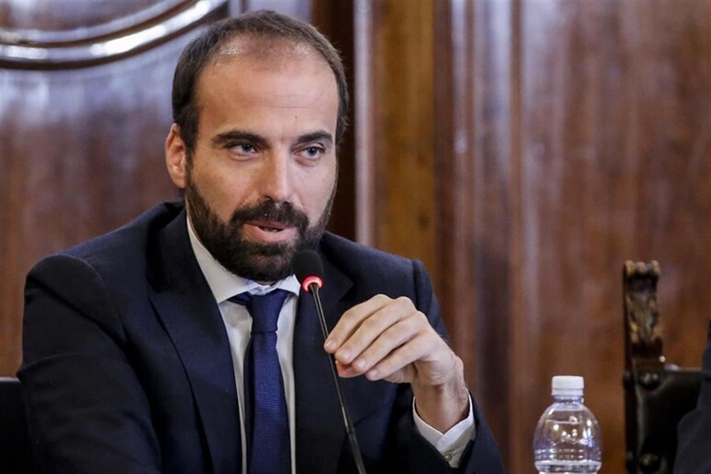 Question Time per il Ministro della Difesa - brigatafolgore.net