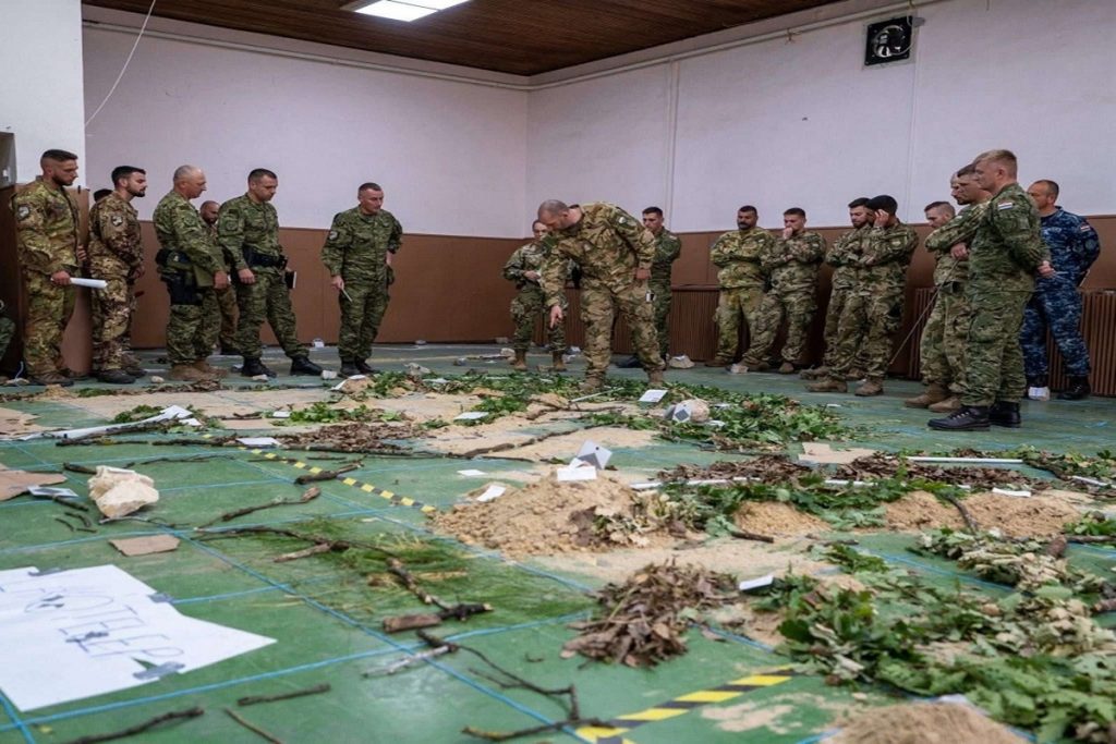 Brave Warrior 2025: interoperabilità NATO con il contributo chiave della Brigata Aosta - brigatafolgore.net Esercitazione NATO in Ungheria: la Brigata Aosta conquista la Full Operational Capability - brigatafolgore.net