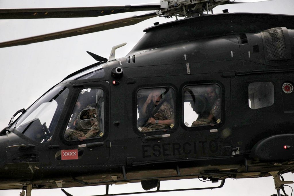 Il Valore del Personale Logistico dell'Esercito: La Visita del Capo di SME al Polo di Mantenimento Pesante Sud