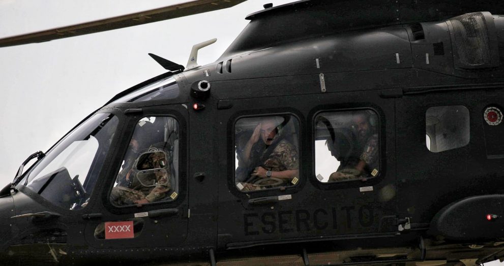 Il Valore del Personale Logistico dell'Esercito: La Visita del Capo di SME al Polo di Mantenimento Pesante Sud