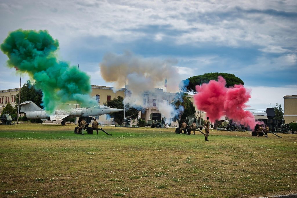 Festa dell’Artiglieria: Un Passaggio di Comando e l'Evoluzione Tecnologica dell'Arma - brigatafolgore.net