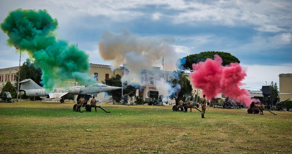 Festa dell’Artiglieria: Un Passaggio di Comando e l'Evoluzione Tecnologica dell'Arma - brigatafolgore.net