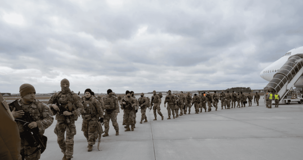 Militari italiani riposizionati dopo l’attacco in Iran - brigatafolgore.net
