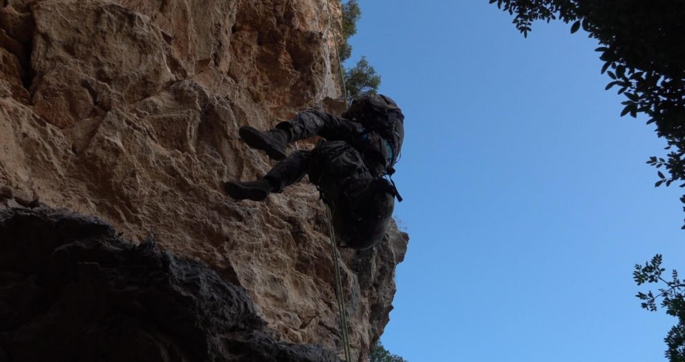 Testate al Poligono Sperimentale di Salto di Quirra le Capacità Esploranti delle Unità del COMFOP Sud - brigatafolgore.net